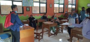 1.300 Kepala Keluarga Kelurahan Panunggangan utara Hadiri Pembagian Bantuan Sosial Tunai