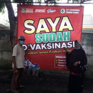 Sekitar 420 Lansia Suntik Vaksin di Kelurahan Pondok Bahar 