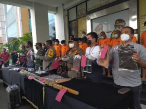 Polres Tangsel  Amankan Pelaku Pengeroyokan Dan Pengrusakan  Bersenjata Tajam