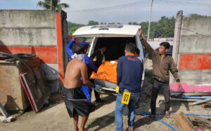 Sesosok Mayat Terapung  Di Perairan Laut Mutun  Gegerkan  Warga Dusun Mutun Desa Lempasing