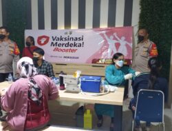 Hari Ke-7 Polsek Legok Terus Melaksanakan Vaksinasi Merdeka Booter Di 4 Lokasi Wilayah Kec.Legok