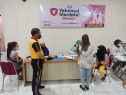 Antusias Warga Kelapa Dua,Ikut Vaksin 598 OrangTervaksin