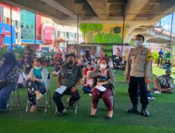 Tanpa lelah Polsek Ciputat Timur Kembali Gelar Vaksin Booster Bawah Play Over