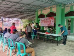 Polsek Ciputat Timur Gelar Vaksin Booster Hari Ke-9 Puasa di Cipayung