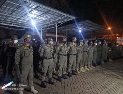 Satpol PP Tangsel Gelar Apel Malam Bersama TNI dan Polri