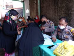 Pasar Malam Tomang Tol, Polsek Pamulang Buka Gerai Akselerasi Vaksinasi Booster