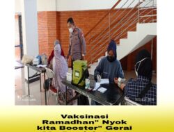 Nyook Booster Agar Mudik Aman, Polsek Pondok Aren Layani Warga Vaksin