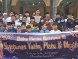 Masjid Jami Nurul Iman Puri Serpong 2 Gelar Bukber dan Santunan Anak Yatim Piatu Serta Dhuafa