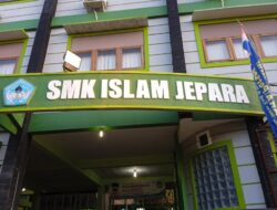 Turnamen Volly Kambing CUP SMK Islam Jepara di warnai keributan antar supporter