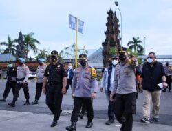 Libur Lebaran Wisatawan Mulai Padati Bali Kapolri Minta Prokes Diperketat