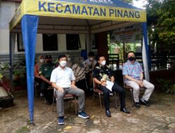 Kelurahan Kunciran Bekerjasama Dengan Gereja Santo Laurensius Bagikan 250 Paket Sembako