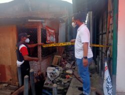 Ratusan Kios Pasar Ciputat dilalap Sijago Merah Polsek Ciputat Turun Tangan