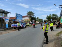 KRYD Dalam Rangka Antisipasi Arus Balik Pasca OPS Ketupat Lodaya 2022, Polsek Terisi Melaksanakan Gatur Lalin Di Pertigaan Rajasinga