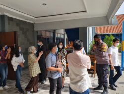 Bhabin Kejaksan Polres Ciko Implementasi Dekat Bersahabat Giat Humanis Pam Gereja