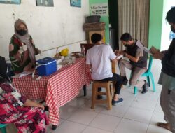 Menyambut Hut Bhayangkara Ke-76 Polsek Ciputat Timur Gelar vaksin Booster