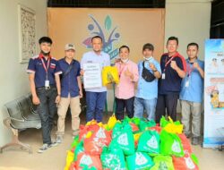 Alfamidi Cabang Bitung Berikan Bantuan di Milad ke-74 Kelurahan Babakan