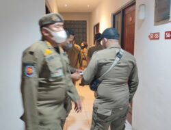 Razia Tim Gagak Hitam diHotel Ditemukan Alat Kontrasepsi