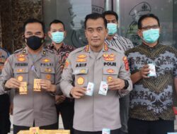 Polresta Cirebon Amankan Ratusan Obat Sirup Yang Ditarik Peredarannya Oleh BPOM