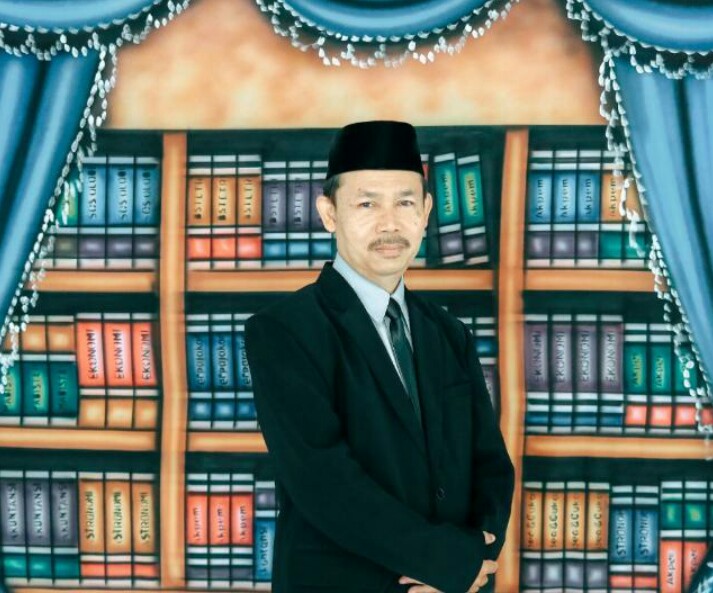 Ujang Sopyan,S.Pd Kepala Sekolah SDN Puspitek 