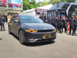 Kapolri Gunakan Mobil Listrik Sebagai Kendaraan Dinas Di KTT G20