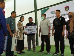 Wabup Cirebon Serahkan 3000 Asuransi Nelayan Cirebon Power