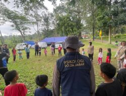 Polri Laksanakan Trauma Healing Di 104 Titik Pengungsian Cianjur