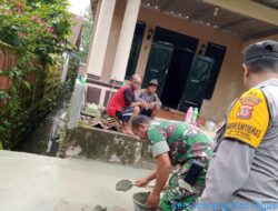 Inovasi Bhabinkamtibmas Polsek Cigasong Bersama Tiga Pilar Inisiasi Perbaikan Jembatan Yang Rusak