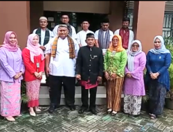 Menyambut HUT Kota Tangerang Ke-30 Tahun, Lurah Pondok Bahar Kunjungan Ke Pasar Kaget RW:05