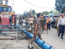 Tiang Reklame Roboh Timpa Motor Di Pamulang Tangsel