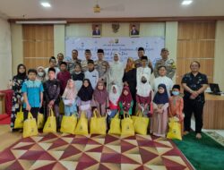 Marhaban ya Ramadhan Polsek Kelapa Dua Gelar Pengajian Dan Santunan Anak Yatim