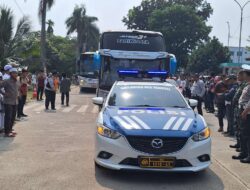 Polres Tangsel Kawal Keberangkatan Haji Kloter Pertama Tangerang Selatan
