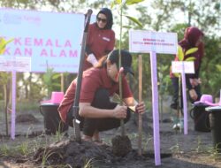 Bhayangkari Peduli, Ketua Umum Bhayangkari Melepas 700 Tukik dan Tanam Mangrove