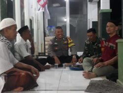 Bhabinkamtibmas Kedung Jaya Polsek Kedawung Silaturahmi Warga Dalam Ops Mantap Brata Tahun 2023