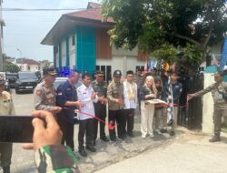 Polsek Ciputat Melaksanakan Kegitan Pengaman Kirab Pemilu 2024