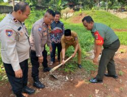 Tanam 2.830 Pohon, Polres Tangsel Dukung Program “Penanaman Sepuluh Juta Pohon”