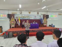 Polsek Pondok Aren Giat Police Go To School di SMU Ricchi Bintaro