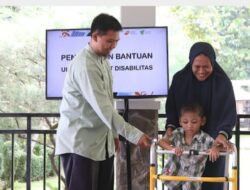 Bertajuk Luaskan Suara Kemanusiaan, LPM Dompet Dhuafa Ajak Rekan Media Diskusi dan Penyerahan Bantuan Untuk Adik Disabilitas