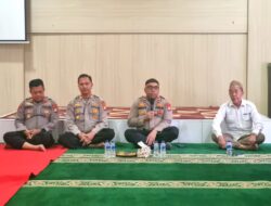 Jelang Tahun Baru Polsek Gelar Kelapa Dua Gelar Pengajian dan Santunan Yatim