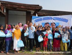 Sosialisasi Program Makan Siang Gratis Prabowo-Gibran, Barisan RFG Banten Borong Dagangan PKL