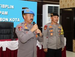 Antisipasi Aplikasi Menyimpang Propam Polres Cirebon Kota Cek Gawai Personel