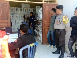 Sat Samapta Polres Bima, Amankan Rapat Pleno Rekapitulasi Suara Pemilu 2024 Tingkat PPK Kecamatan Woha