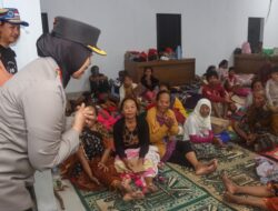 Kapolresta Cirebon Tinjau Lokasi Terdampak Banjir Di Kecamatan Gebang