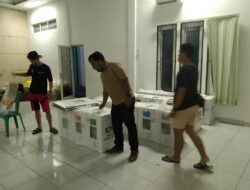 Berlangsung Lancar, Pengembalian Logistik Pemilu 2024 di Pondok Aren