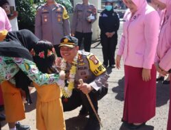 Dalam Rangka HUT Yayasan Kemala Bhayangkari ke-44, Kapolres dan Wakapolres Tangerang Selatan Kunjungi TK Kemala Bhayangkari