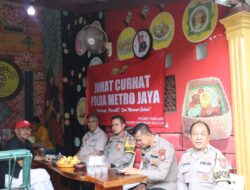 Wakapolres Tangerang Selatan Gelar Jumat Curhat di Pamulang Untuk Tangani Masalah Keamanan dan Ketertiban