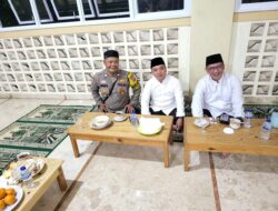 Babhinkamtibmas Laksanakan Tarawih Keliling Pererat Tali Silaturahmi dengan Masyarakat