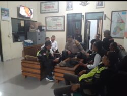 Ajak Kondusifitas Di Bulan Suci Ramadhan Bhabin Larangan Polsek Seltim Polres Cirebon Kota Diskusi Kamtbmas