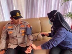 Sie Dokkes Polres Tangsel, Melaksanakan Pemeriksaan Kesehatan Kepada Anggota Pospam Ops Ketupat Jaya Ta 2024