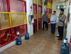 Kasat Tahti Polres Tangerang Selatan Pimpin Kegiatan Binrohtal untuk Tahanan