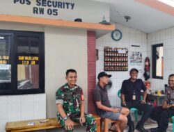Sambang wilayah Pemantaun Rumsong yang di tinggal mudik oleh Bhabinkamtibmas dan Babinsa Kel. Kelapa Dua